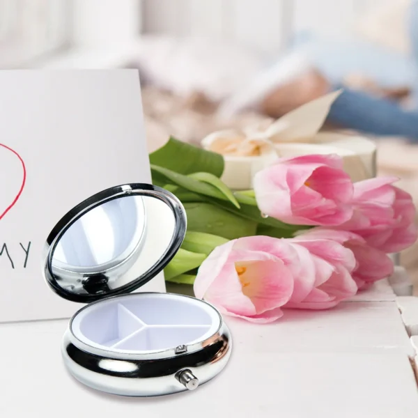 Pastillero con espejo.