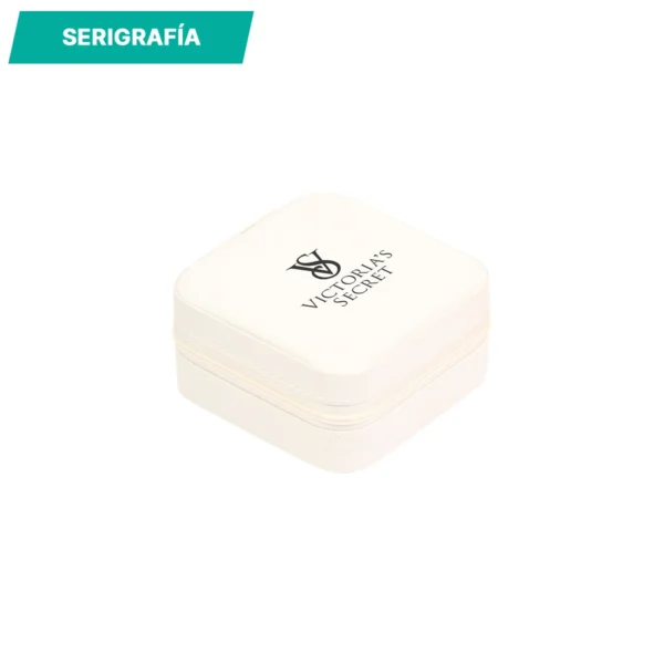 Organizador Ereván.