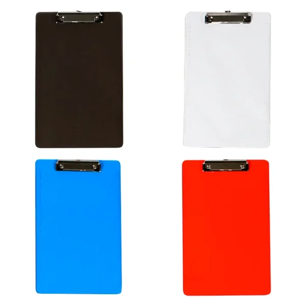 Tabla de plástico para documentos.