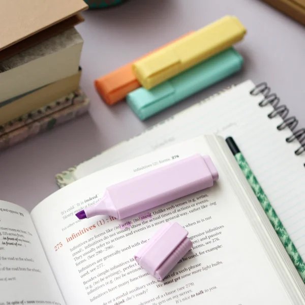 dk-083-gal-2 Set de marcatextos Lesse.