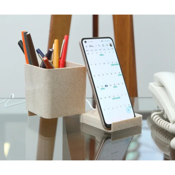 Porta lápices Rivne.